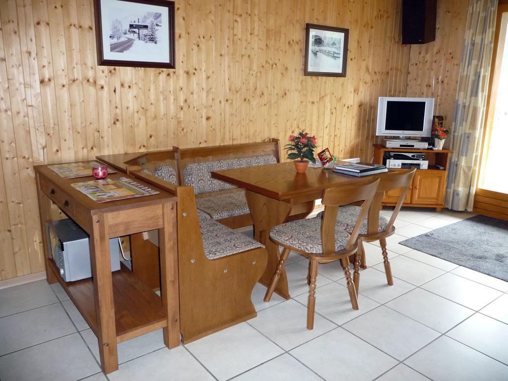 Two Bedroom Apartement Belle Vue La Chapelle-d'Abondance Ruang foto